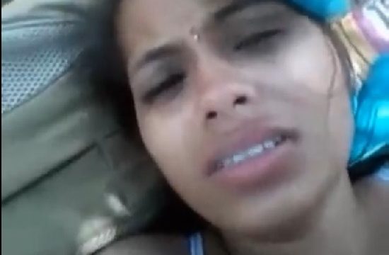 Sumita pinni tho college kurradu sex – Telugu outdoor porn